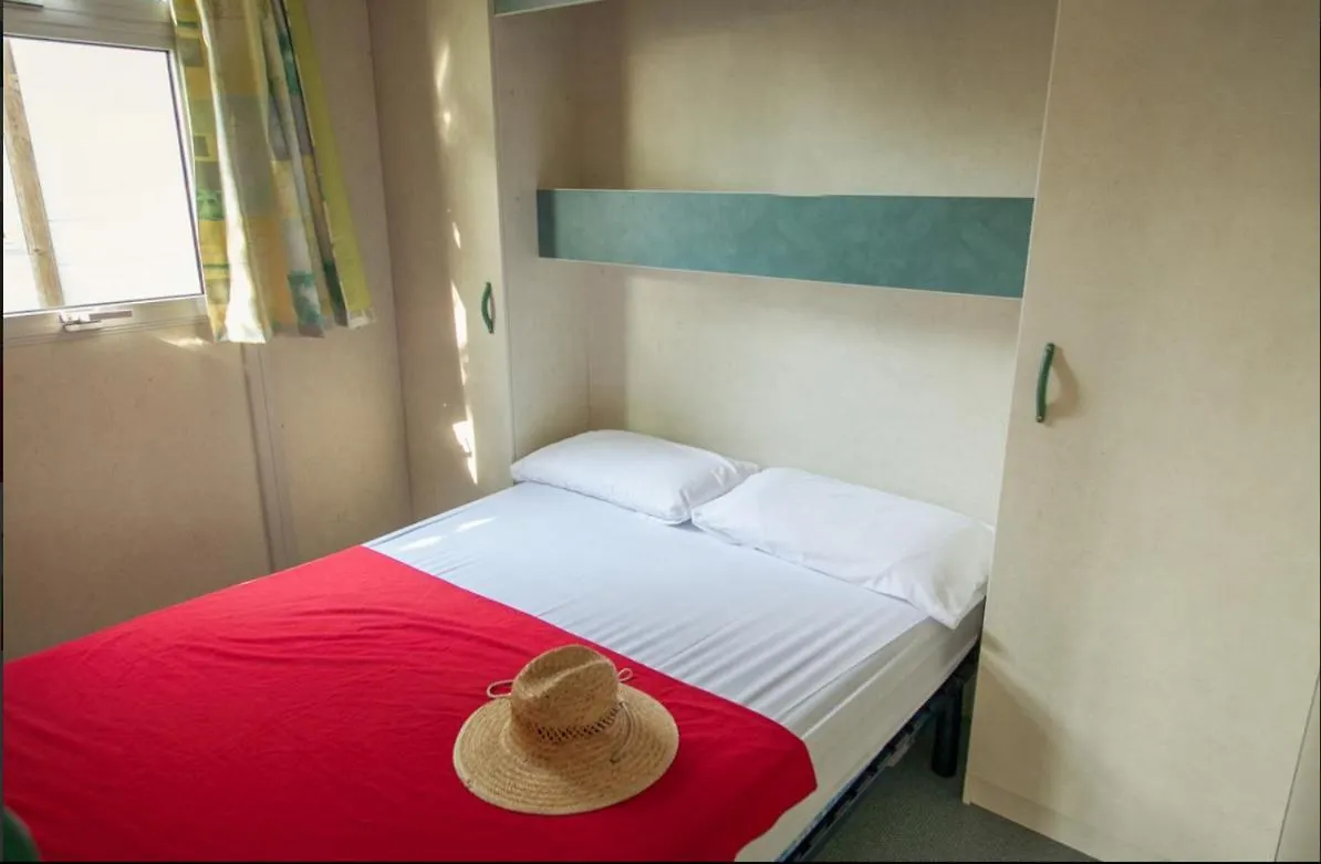 **  Camping Sènia Tucan Lloret de Mar Espagne